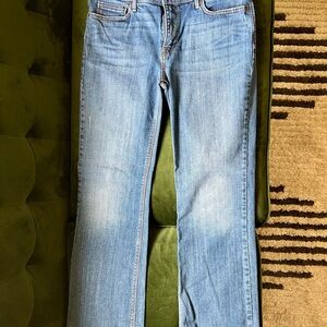 Levi’s - Classic Blue Women's Jeans